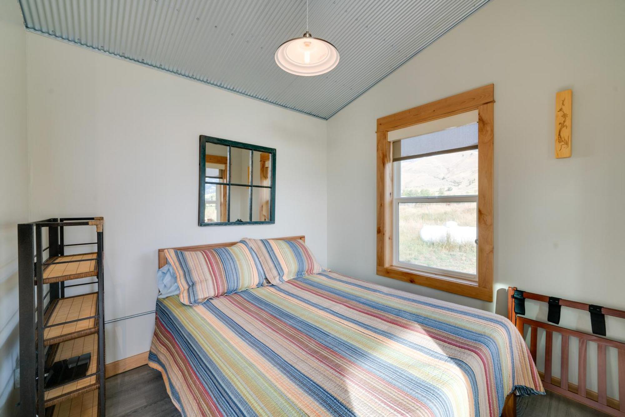 Beautiful Ranch Cottage - 45 Mi To Yellowstone Np! ลิฟวิงสตัน ภายนอก รูปภาพ