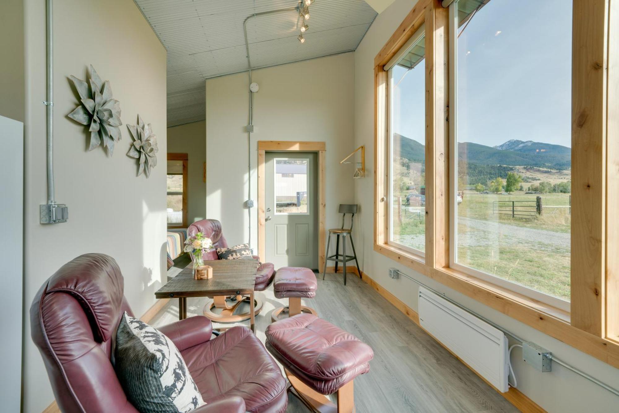Beautiful Ranch Cottage - 45 Mi To Yellowstone Np! ลิฟวิงสตัน ภายนอก รูปภาพ