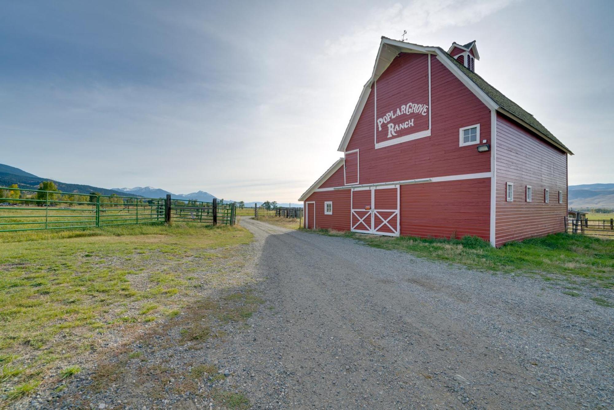 Beautiful Ranch Cottage - 45 Mi To Yellowstone Np! ลิฟวิงสตัน ภายนอก รูปภาพ
